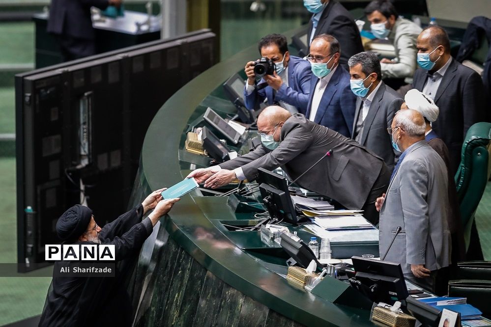 بودجه 1401 به دنبال ثبات اقتصادی است
