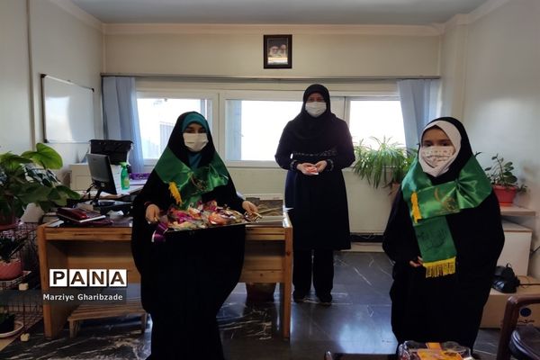 مراسم گرامیداشت هفته قرآن، عترت و نماز در وزارتخانه آموزش و پرورش به میزبانی منطقه 8