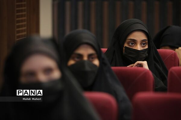 آیین تجلیل از افتخارآفرینان دانشگاه فرهنگیان