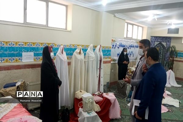 برپایی نمایشگاه چادر نماز و ملزومات جشن تکلیف در شهریار