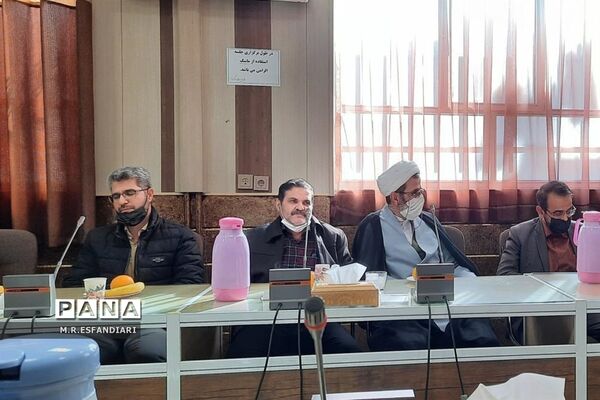 تقدیر از معاونان پرورشی ناحیه یک قم