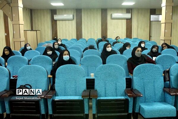 برگزاری نخستین کارگاه آموزشی یکروزه  خبرنویسی و عکاسی خبری در ناحیه سه اهواز