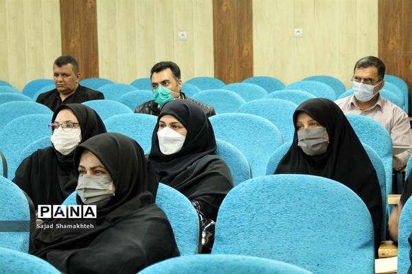 برگزاری نخستین کارگاه آموزشی یکروزه  خبرنویسی و عکاسی خبری در ناحیه سه اهواز