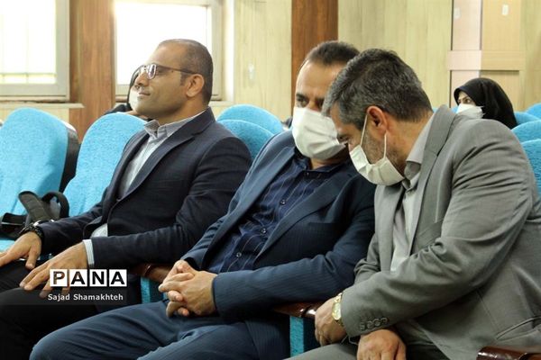 برگزاری نخستین کارگاه آموزشی یکروزه  خبرنویسی و عکاسی خبری در ناحیه سه اهواز