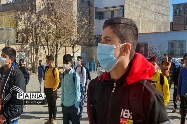 گفتمان‌ سیاسی، اجتماعی و اعتقادی در مدارس بهارستان