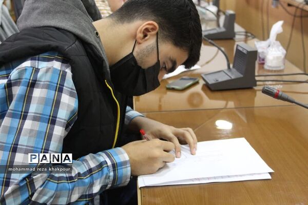 انتخابات مرکزی شورای دانش‌آموزی در محمودآباد