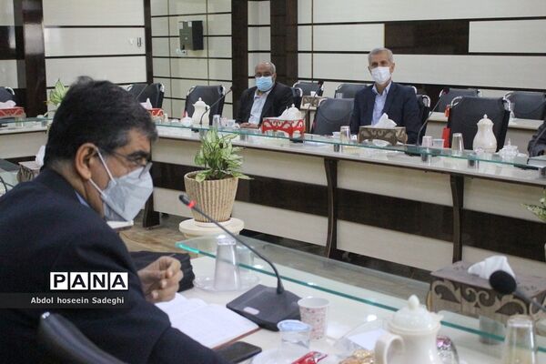 نشست روسای کانون‌های بازنشستگان شهرستان‌ها و مناطق استان بوشهر
