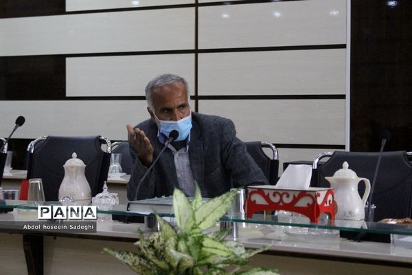 نشست روسای کانون‌های بازنشستگان شهرستان‌ها و مناطق استان بوشهر
