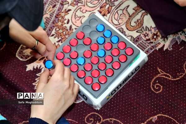 برگزاری مسابقات بازی‌های فکری سرگرمی رویش در شهر گله‌دار