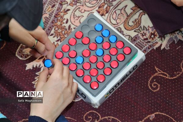 برگزاری مسابقات بازی‌های فکری سرگرمی رویش در شهر گله‌دار