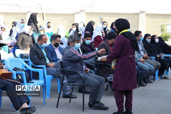 برگزاری مسابقات بازی‌های فکری سرگرمی رویش در شهر گله‌دار