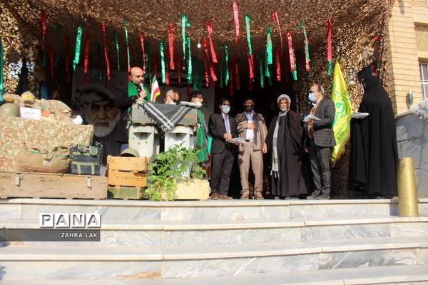 یادواره لاله‌های روشن در دبیرستان امامت قم