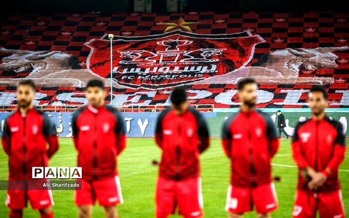 پرسپولیس خودش باشد فرقی نمی‌کند چه تیمی حریفش شود