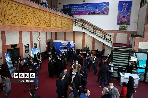 اکران  فیلم «مرد نقره ای»