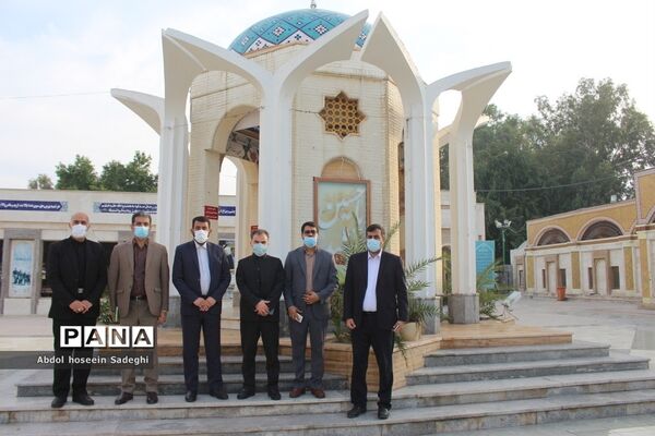 میثاق مسئولان نظام تعلیم و تربیت با شهدای گرانقدر در بوشهر