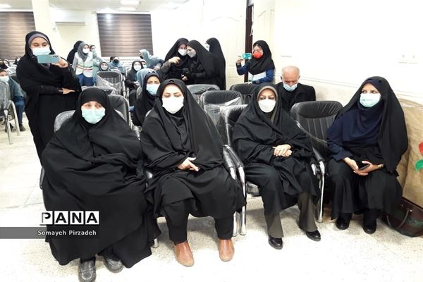 برگزاری یادواره لاله‌های روشن در ناحیه یک اهواز