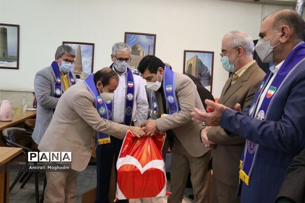 مراسم تجلیل از فعالان سازمان دانش‌آموزی خراسان رضوی(2)