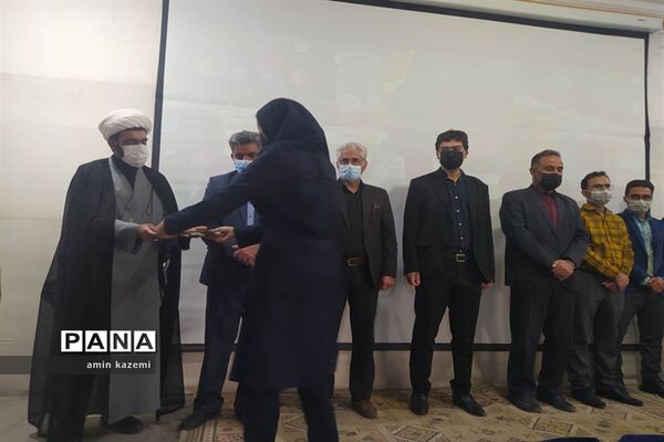 سومین دوره مسابقات سازه‌های ماکارونی و تجلیل از پژوهشگران برتر شهرستان داراب