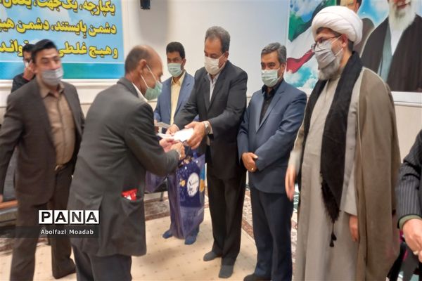 تجلیل از دست اندرکاران حمل و نقل شهرستان کاشمر