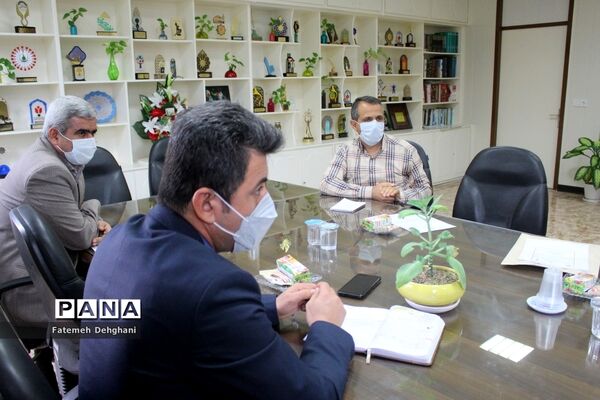جلسه برنامه‌ریزی درس آمادگی دفاعی آموزش و پرورش استان بوشهر