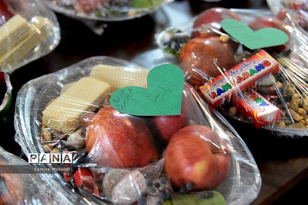 توزیع یک هزار بسته ویژه شب یلدا در مناطق محروم شهر شیراز