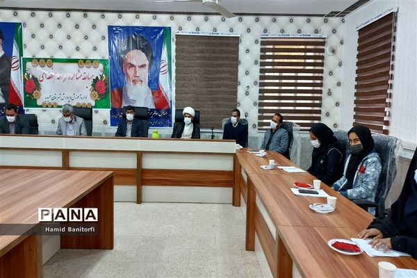 برگزاری مسابقه مشاعره دانش‌آموزی در حمیدیه