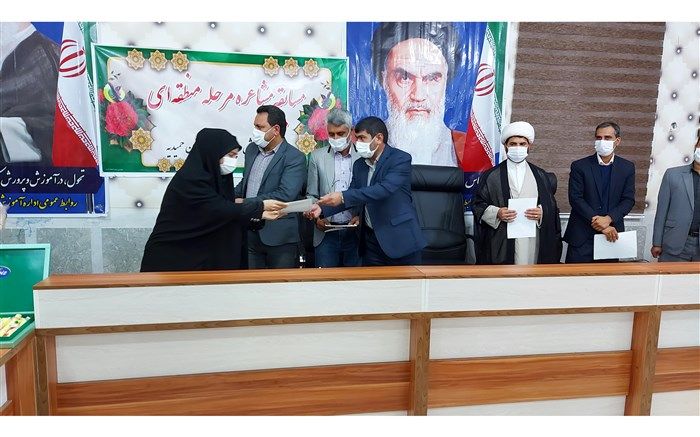 برگزاری مسابقات  فرهنگی ادبی  باعث  کشف استعدادهای دانش‌آموزان می‌شود