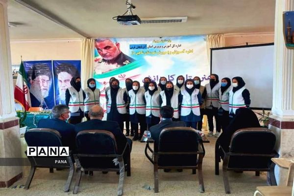 دوره آموزش بازمهندسی پیشتازان سازمان دانش‌آموزی در شاهین دژ