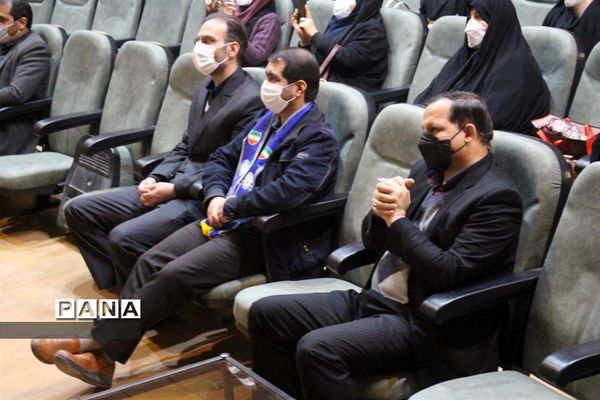 کارگروه آموزشی مربیان پیشتاز سازمان دانش‌آموزی استان همدان