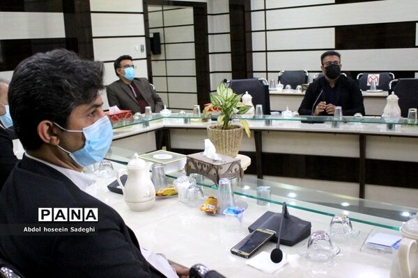جلسه شورای معاونان  اداره‌کل آموزش و پرورش استان بوشهر