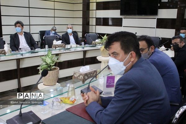 جلسه شورای معاونان  اداره‌کل آموزش و پرورش استان بوشهر