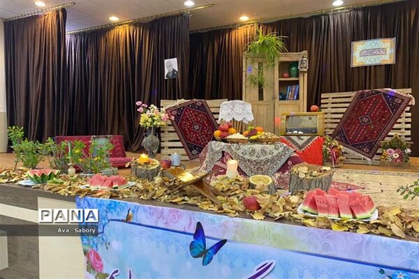 شاعرانه‌های یلدای فاطمی در آباده