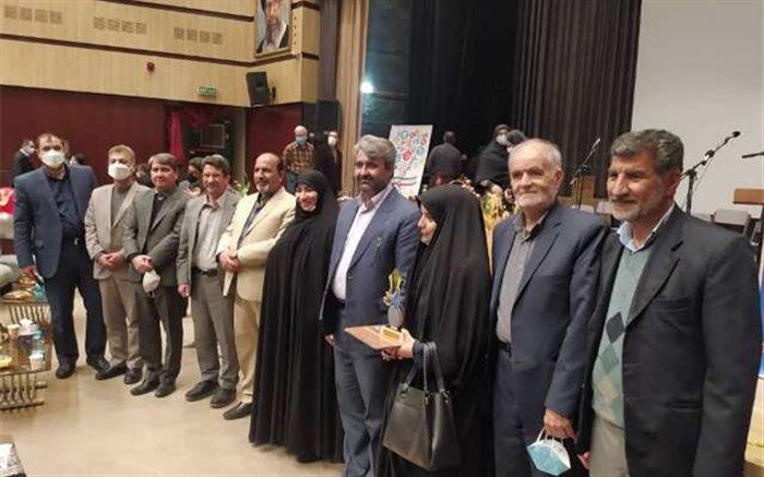 همایش بزرگ تجلیل از مولفان و پژوهشگران برتر فرهنگی نیشابور برگزار شد