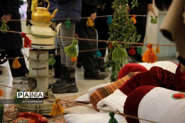 هیاهوی شهر در آستانه شب یلدا