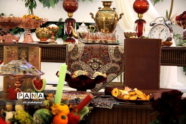 هیاهوی شهر در آستانه شب یلدا