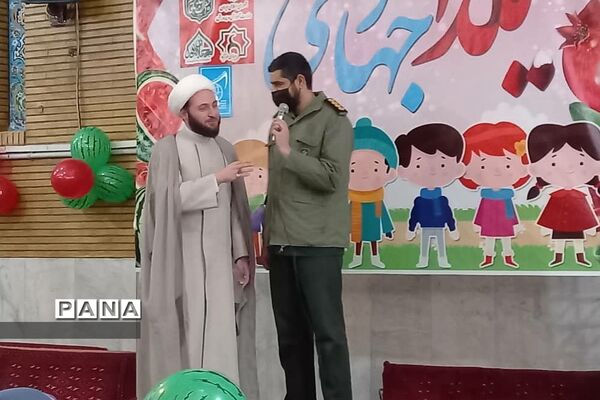 یلدای فاطمی و جهادی برای دانش‌آموزان رودهن