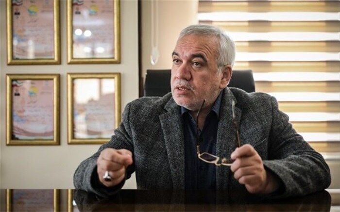فتح‌الله‌زاده: پرسپولیس می‌خواهد از پشت میز امتیاز بگیرد