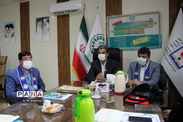 نشست کارشناسان سازمان دانش‌آموزی شهرستان‌ها و مناطق استان بوشهر