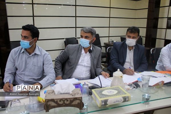 جلسه توجیهی طرح دانش‌آموز تراز انقلاب اسلامی استان بوشهر