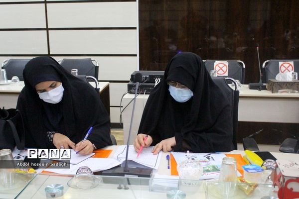 جلسه توجیهی طرح دانش‌آموز تراز انقلاب اسلامی استان بوشهر