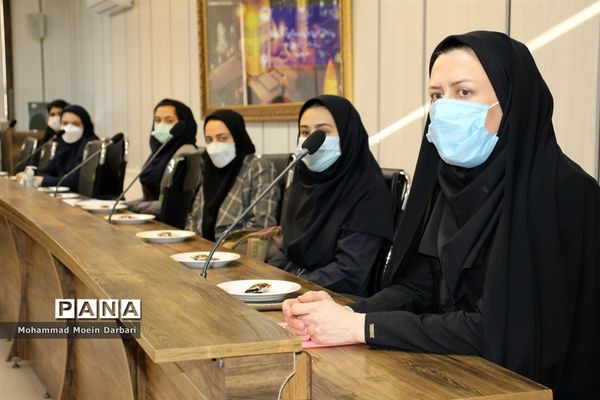 کارگاه آموزشی شورای دانش‌آموزی ناحیه ۳ مشهد مقدس