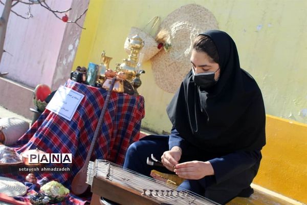 جشنواره بومی و محلی یلدا در دبیرستان شاهد گلوگاه