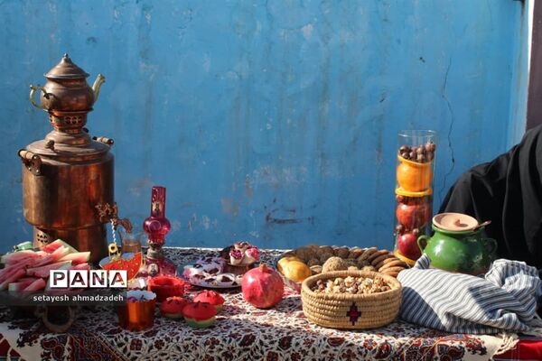 جشنواره بومی و محلی یلدا در دبیرستان شاهد گلوگاه