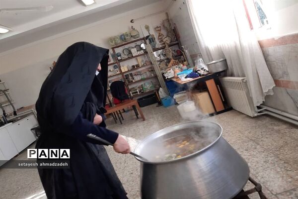 جشنواره بومی و محلی یلدا در دبیرستان شاهد گلوگاه