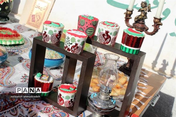 جشنواره بومی و محلی یلدا در دبیرستان شاهد گلوگاه