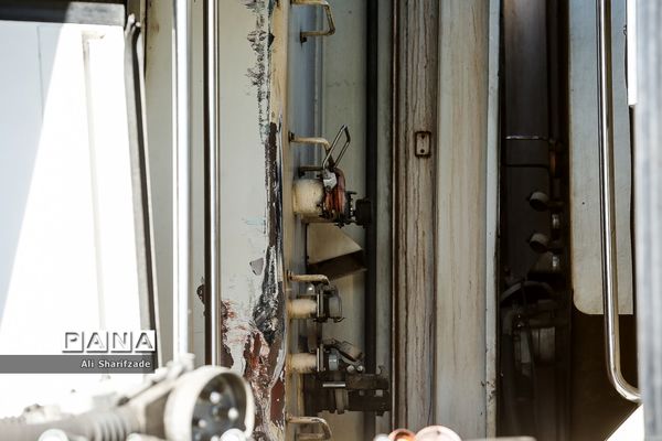 حادثه برخورد دو دستگاه قطار مترو کرج - تهران