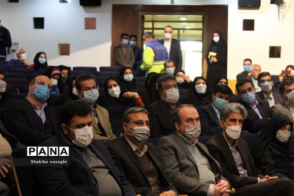 آیین آغاز رسمی طرح کلاس شهر در مدارس اصفهان