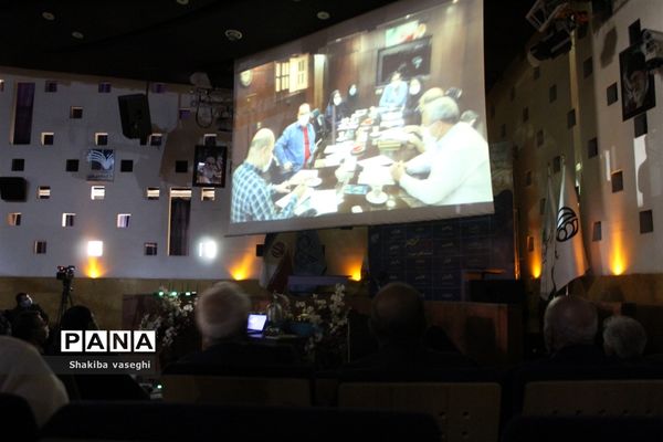 آیین آغاز رسمی طرح کلاس شهر در مدارس اصفهان