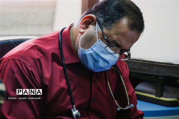 ویزیت رایگان بیماران در شهرستان امیدیه