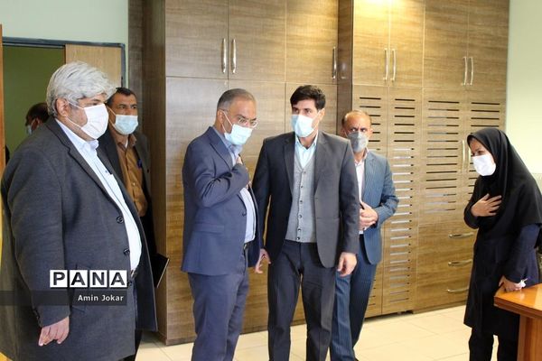 باز دید مدیرکل آموزش و پرورش فارس از حوزه های داخلی این اداره در اولین روز کاری